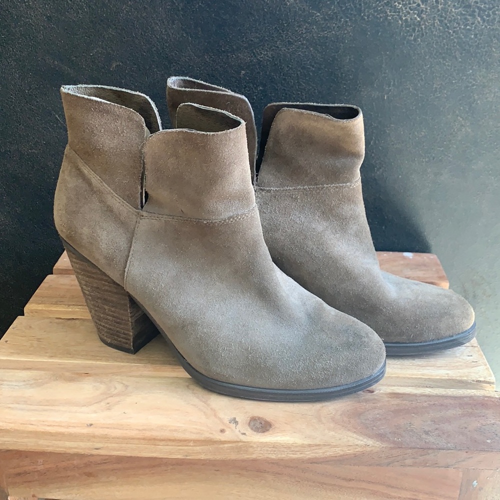 Vince Camuto Booties